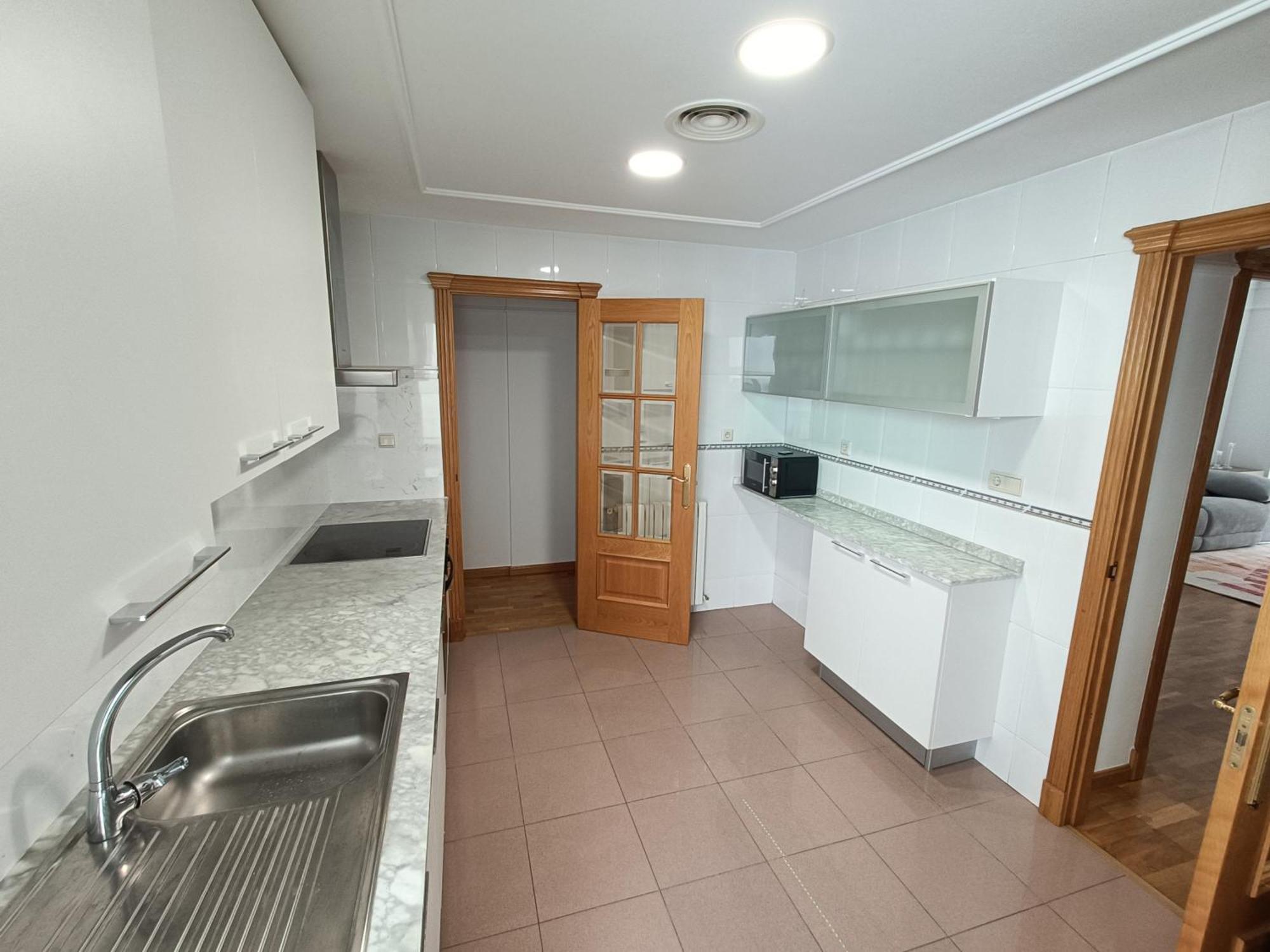 Piso En Pleno Centro De Albacete Con Garaje Daire Dış mekan fotoğraf